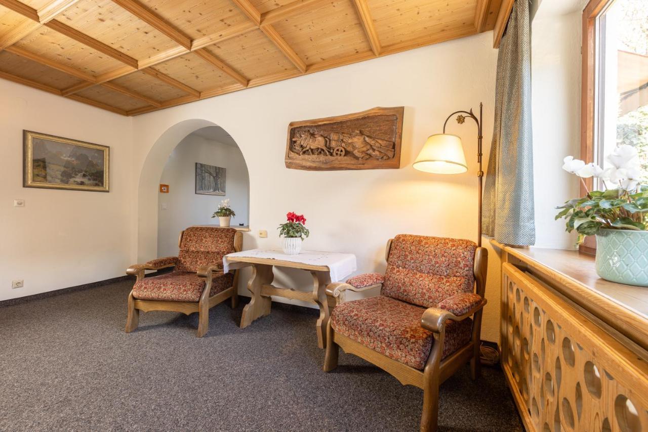 Pension Gulla - Ferienhaus Appartements B&B Neustift im Stubaital Exterior foto